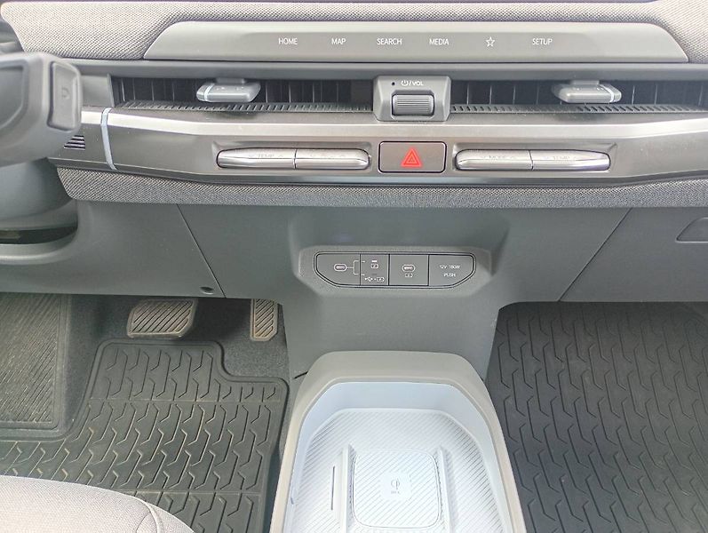 Kia EV3 (2024) EARTH 150 kW, bat.81,4 kW - fotka 23 z 28