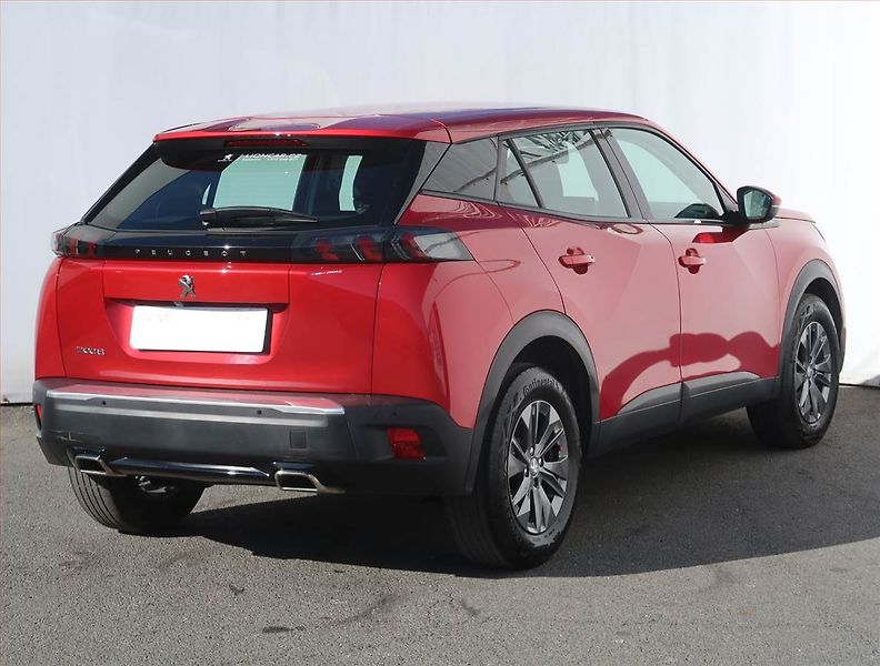 Peugeot 2008 (2020) 1.2 PureTech, ČR,1.maj - fotka 5 z 18