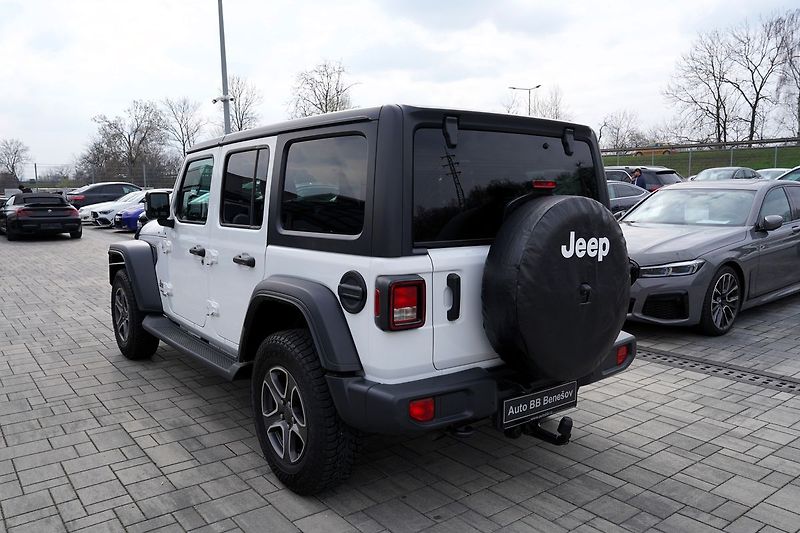Jeep Wrangler 2.2 CRD/Sport/MultiJet/4x4/AT - fotka 4 z 44