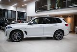 BMW X5 (2025) 30d 7MÍST VZDUCH MASÁŽ WEBASTO - náhled 15