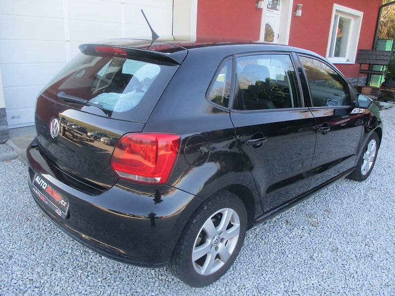 Volkswagen Polo 1.4i KLIMA +SADA KOL - fotka 3 z 30