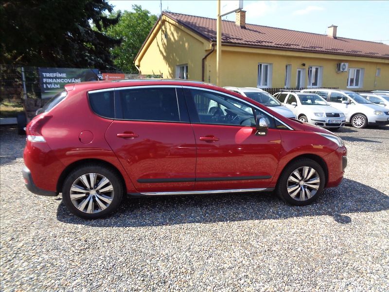 Peugeot 3008 1,6 - fotka 8 z 21