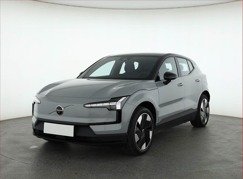 Volvo EX30 (2024) 69kWh Single Motor, SoH 97% - fotka 2 z 19