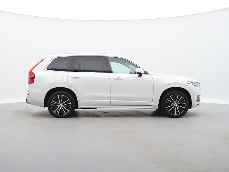 Volvo XC90 2,0 B5 173 kW AWD 7 Míst DPH C - fotka 8 z 28