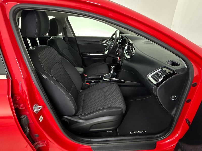 Kia Ceed Kombi - fotka 9 z 26
