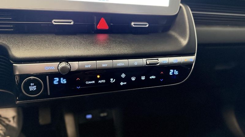 Hyundai Ioniq 5 (2021) Style 73kWh,REZERVOVÁNO - fotka 45 z 45