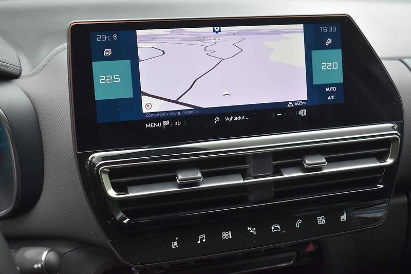 Auto jsme prověřili také v náročném terénu Jizerských hor
