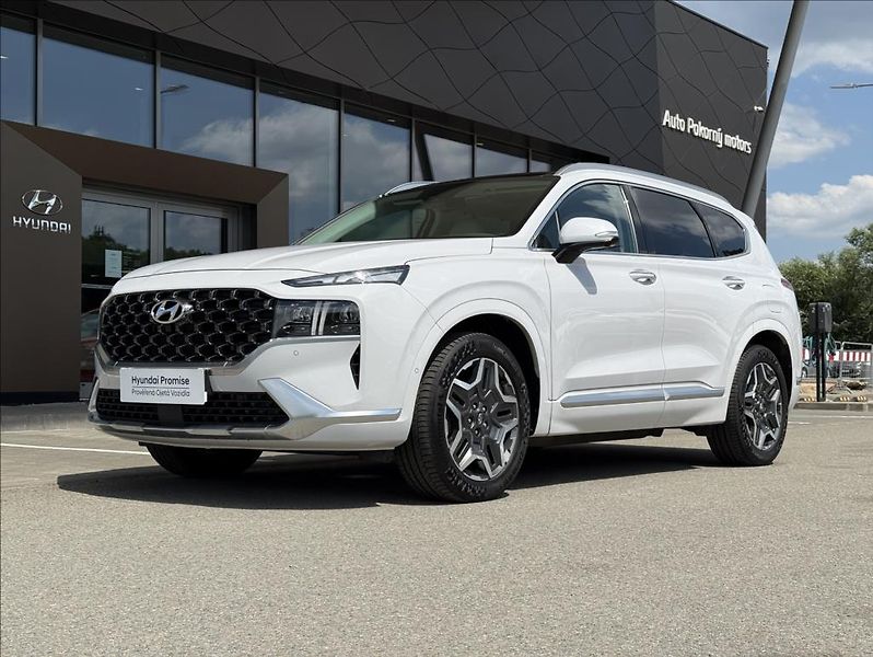 Hyundai Santa Fe 1,6 T HEV 4x4 AT 7M  Luxury - fotka 1 z 26