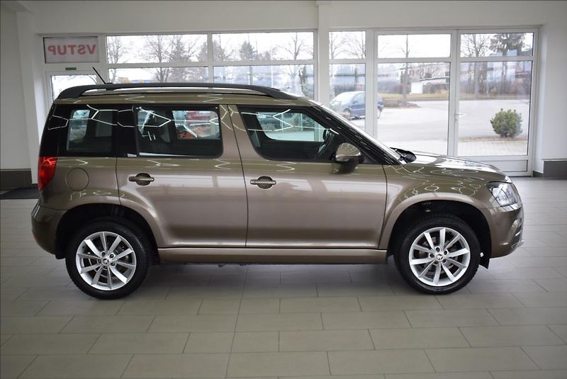 Škoda Yeti 1,2 TSi, 1.maj., DSG,serviska, - fotka 4 z 30