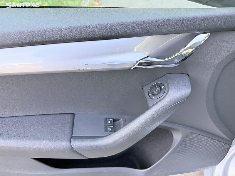 Škoda Octavia 1.2 TSI 77kW CZ 1.majitel - fotka 14 z 37