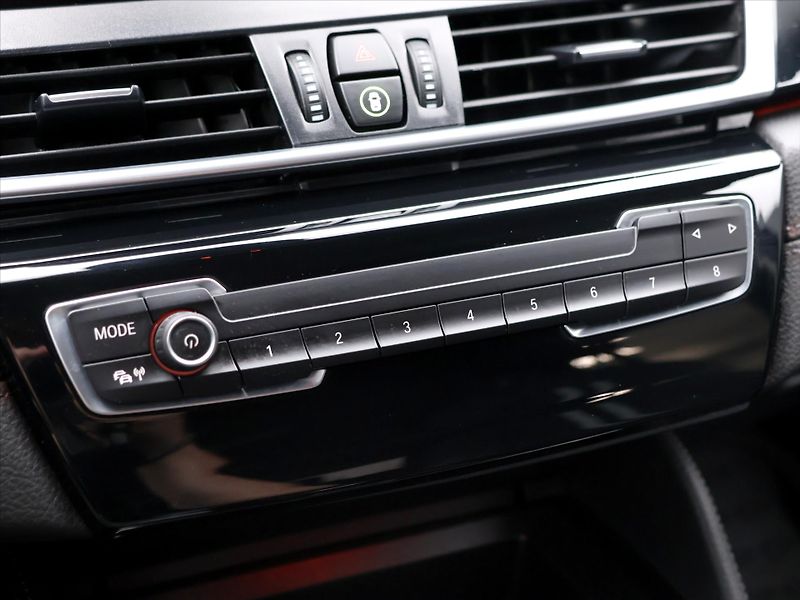 BMW Řada 2 1.5 218i GRAN TOURER - fotka 20 z 30