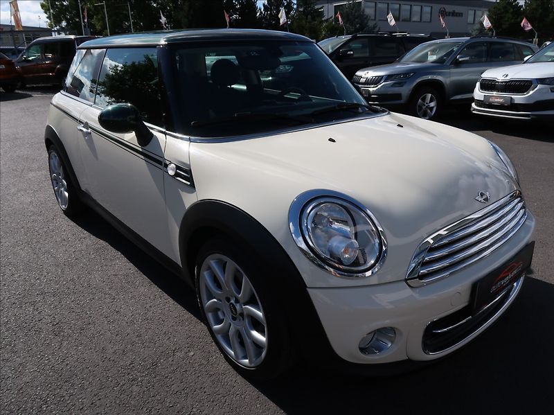 Mini Cooper 1,6 i,90kW,1majČR,automat,53tk - fotka 2 z 25