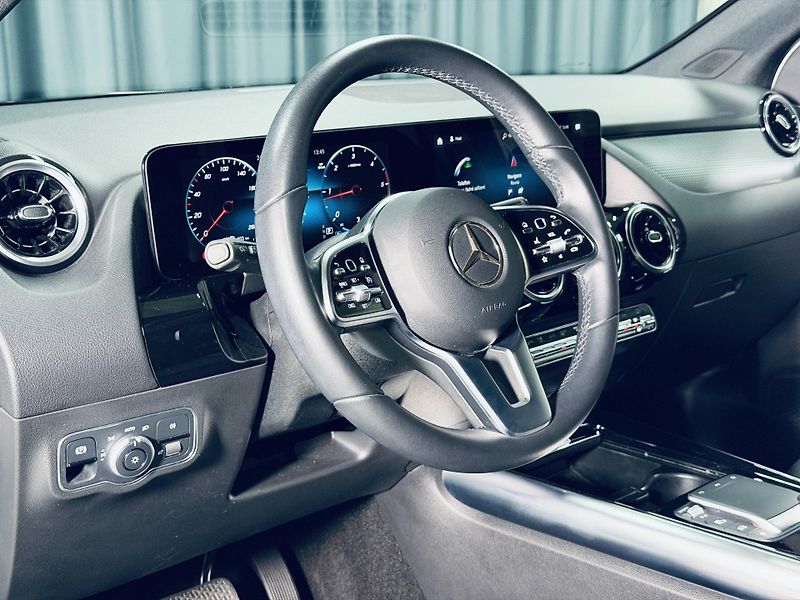 Mercedes-Benz GLA (2023) 180d*CZ*DPH*LED* - fotka 16 z 35
