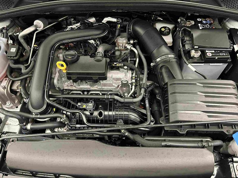 Škoda Fabia 1.0 TSI Top selection - fotka 28 z 28