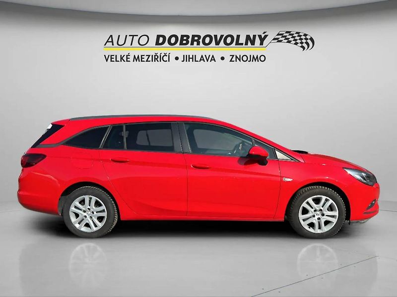 Opel Astra K 1.4 TURBO  Sports Tourer Fle - fotka 10 z 44
