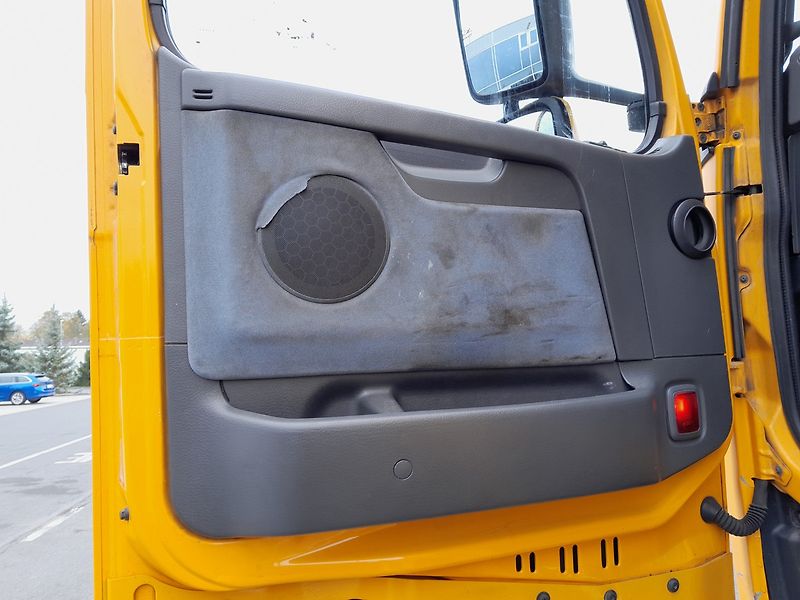 Volvo FH 13 440 Standart Manual tach - fotka 13 z 35