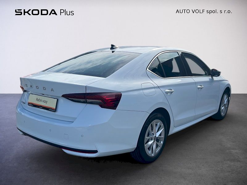 Škoda Octavia (2025) Top Selection 1.5TSi M-HEV 110 - fotka 2 z 33
