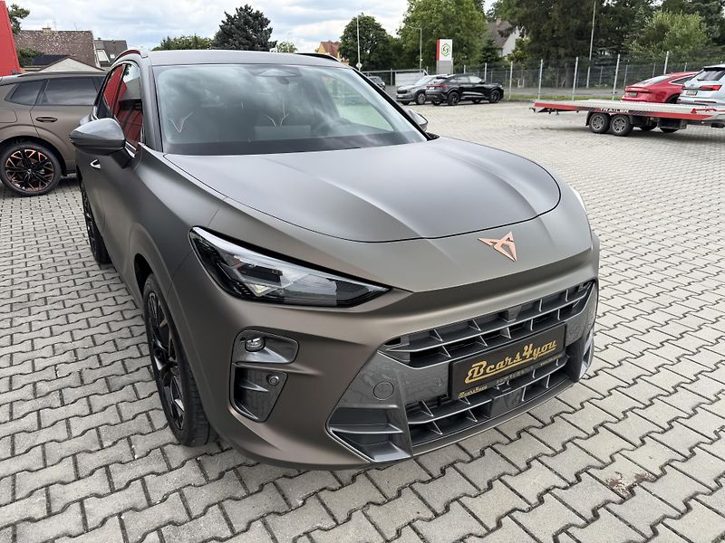 Cupra Terramar (2026) 2.0TSI 150kW 4WD R20 NT DCC CZ - fotka 12 z 46