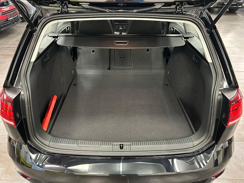 Volkswagen Golf (2019) 1.5 TGI Comfort MAN 2019 | Zár - fotka 23 z 62