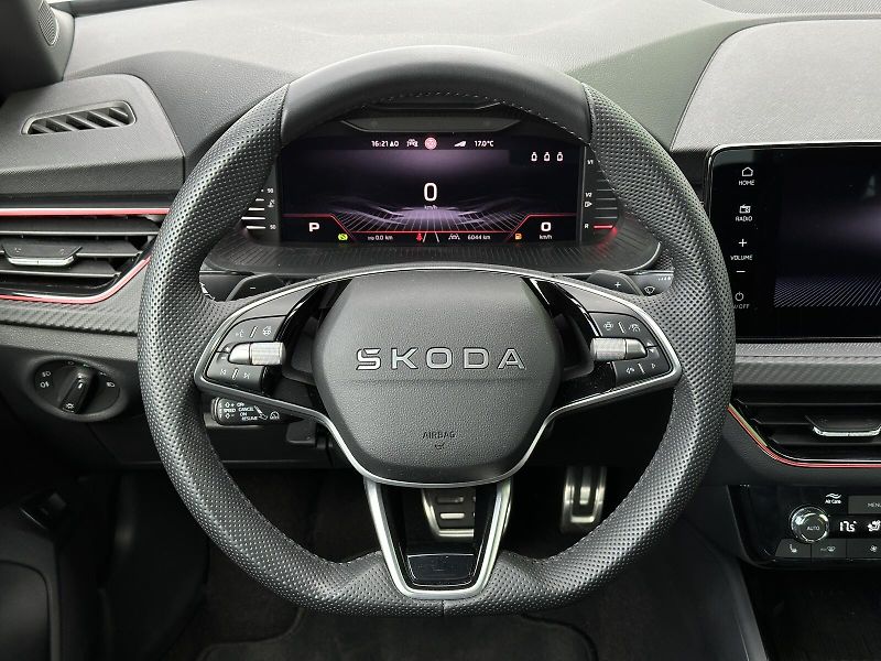 Škoda Kamiq 1.5TSi DSG Monte Carlo 150PS M - fotka 22 z 48