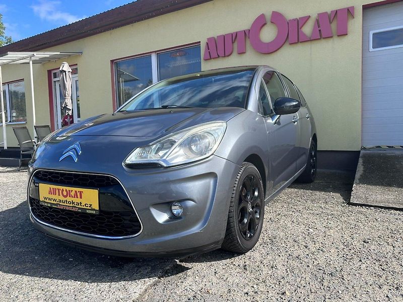 Citroën C3 (2010) 1.6i Panorama/NAVI/1Maj/88kW - fotka 7 z 27