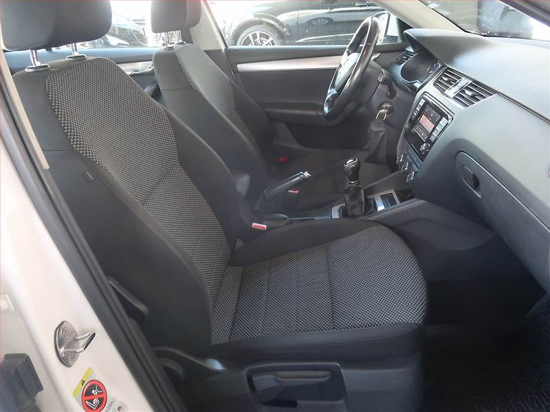 Škoda Octavia (2013) 1.2 TSI, Serv.kniha, Tempomat - fotka 9 z 13