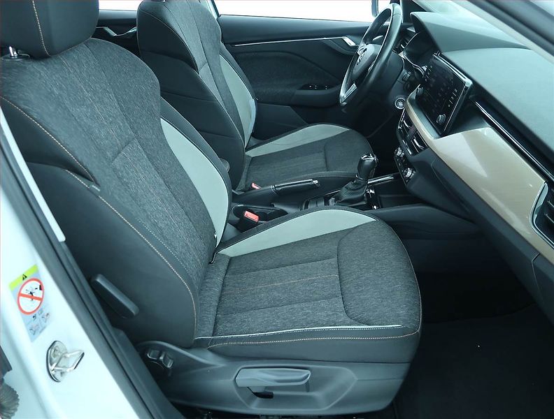 Škoda Scala (2019) Style 1.5 TSI, Automat, ČR - fotka 9 z 20