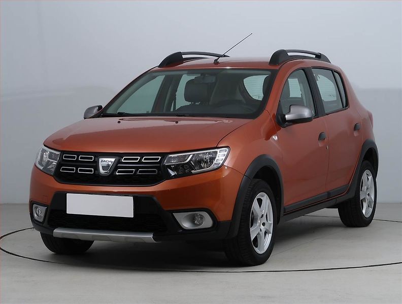 Dacia Sandero (2017) 0.9 TCe, ČR,1.maj, Serv.kniha - fotka 2 z 16