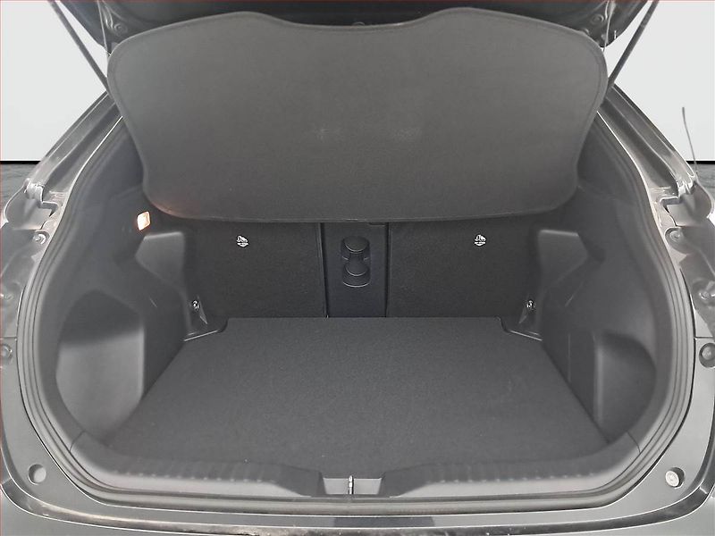 Toyota Yaris Cross (2024) 1.5 VVT-iE E-Four - fotka 14 z 17