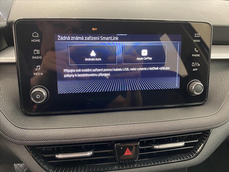 Škoda Fabia 1,0 MPI 59kW Selection - fotka 15 z 28