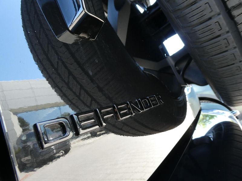 Land Rover Defender (2026) 110 3,0 X-Dynamic SE D250 - fotka 34 z 35
