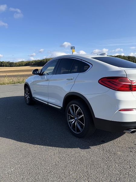 BMW X4 (2018) - fotka 3 z 22