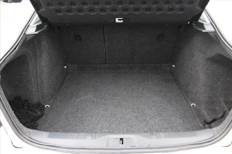 Škoda Octavia 1.6 TDI 77kW 1. MAJ. ČR DPH - fotka 11 z 16