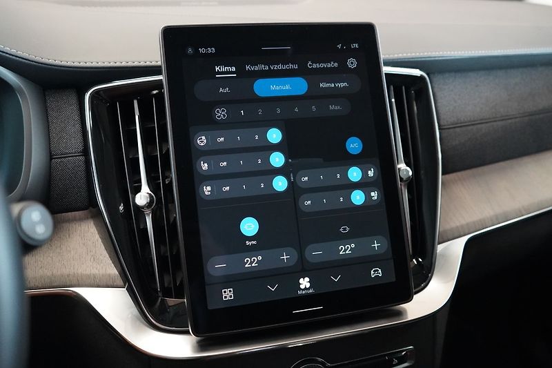 Volvo XC90 B5 PLUS Bright, Vzduch, 360° - fotka 28 z 50