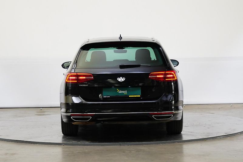 Volkswagen Passat - fotka 6 z 26