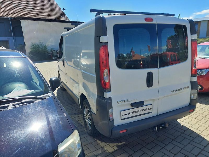 Opel Vivaro (2009) 2.0CDTi-84kW - fotka 8 z 22
