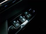 Toyota Prius (2018) 1.8 PHV, Automat, Serv.kniha - náhled 18