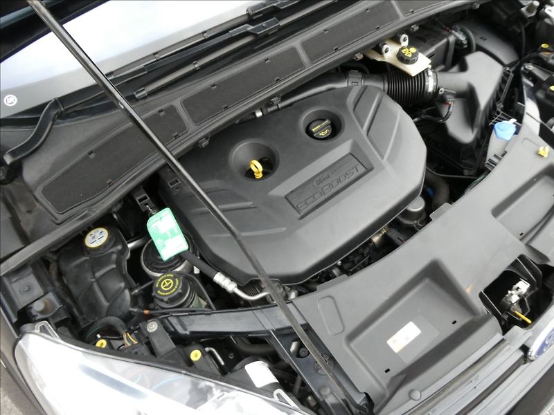 Ford S-MAX 2,0 EcoBoost Titanium,AT,závěs - fotka 40 z 60