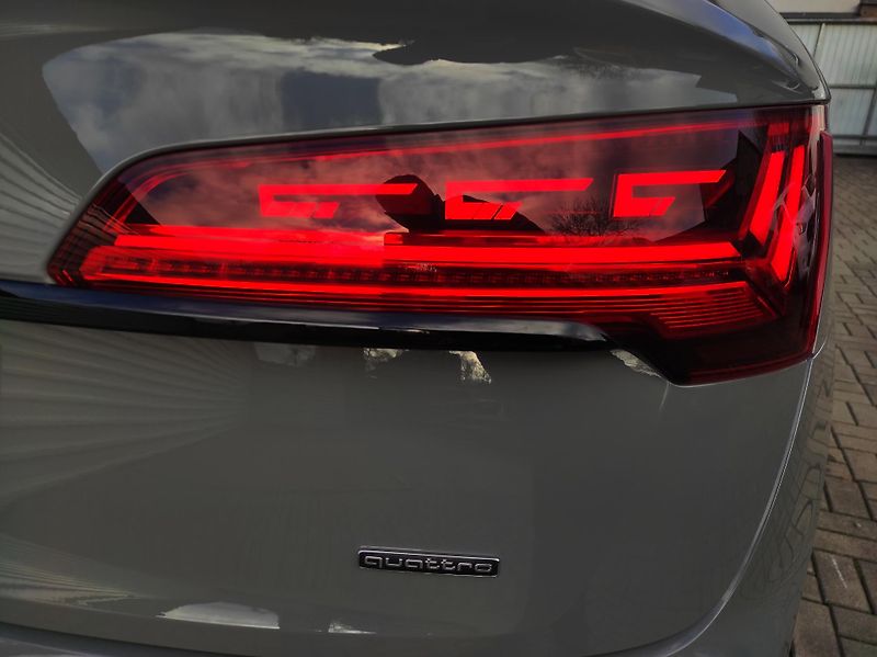 Audi Q5 2,0TFSi 195kW,Sportback, 4x4 - fotka 11 z 63