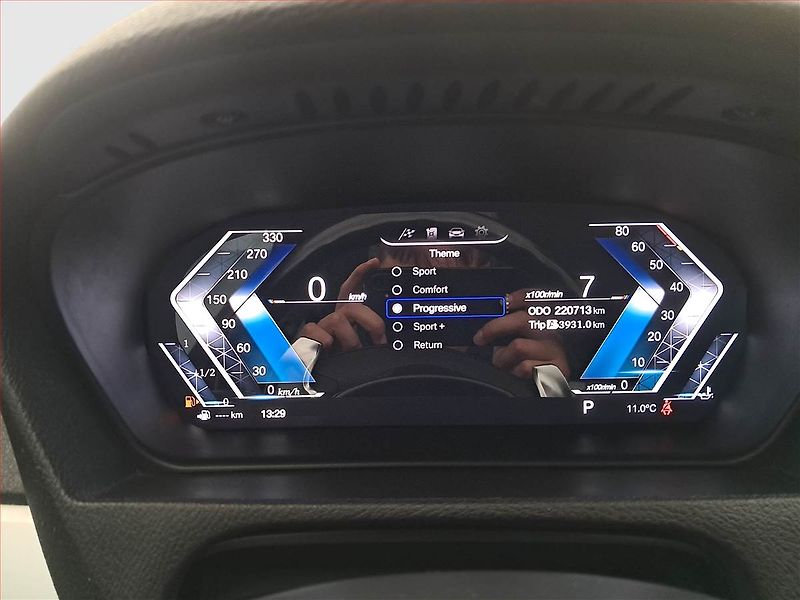 BMW X6 (2014) xDrive30d, 4X4, Automat - fotka 11 z 22