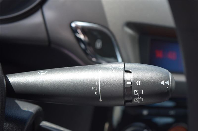 Citroën C3 1,2 i 60KW NÍZKÉ KM ALU PO STK - fotka 30 z 42