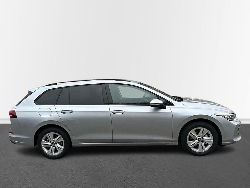 Volkswagen Golf Life 1,5 eTSI 7DSG mHEV - fotka 7 z 29