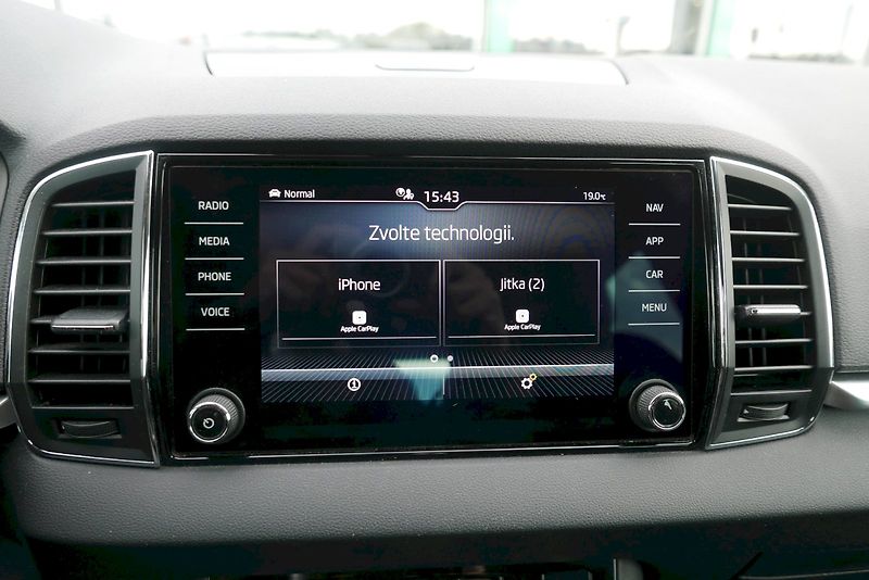 Škoda Karoq (2022) 1.5 TSI 110 kW M6° Style Plus - fotka 10 z 32