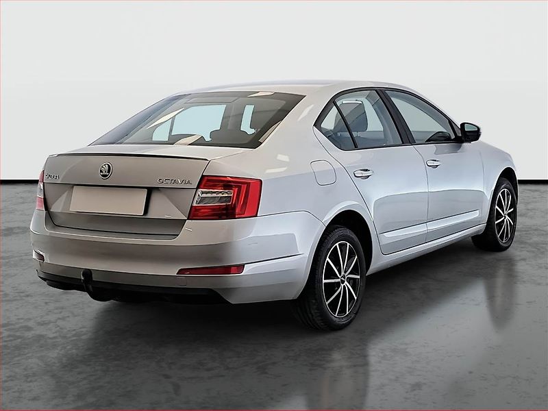 Škoda Octavia (2016) 1.8 TSI, Serv.kniha - fotka 5 z 16