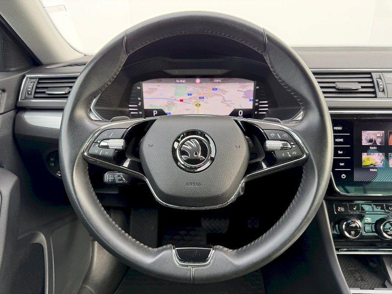 Škoda Superb (2022) 2.0 TDI 110kW DSG Business - fotka 7 z 35