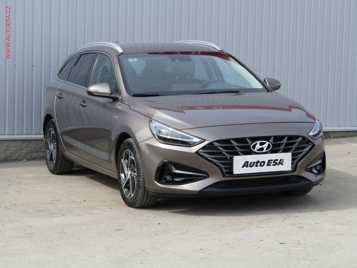 Hyundai i30 1.5T-GDi, 1.maj,ČR, LED, TZ