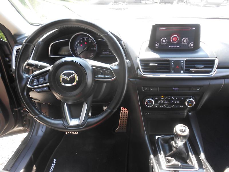 Mazda 3 2.0,FULL LED,KAMERA,head-up - fotka 36 z 49