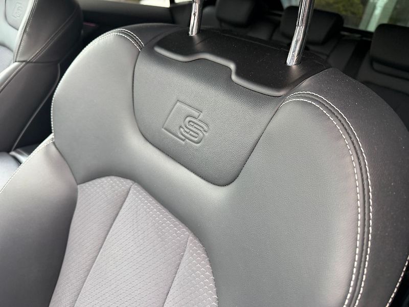 Audi Q8 S-line  50TDI 210kW webasto - fotka 7 z 25