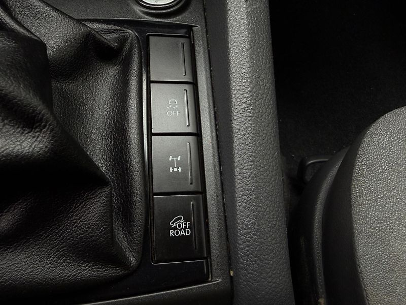 Volkswagen Amarok 2,0 TDI /120kW/  BEZ KOROZE   - fotka 23 z 25