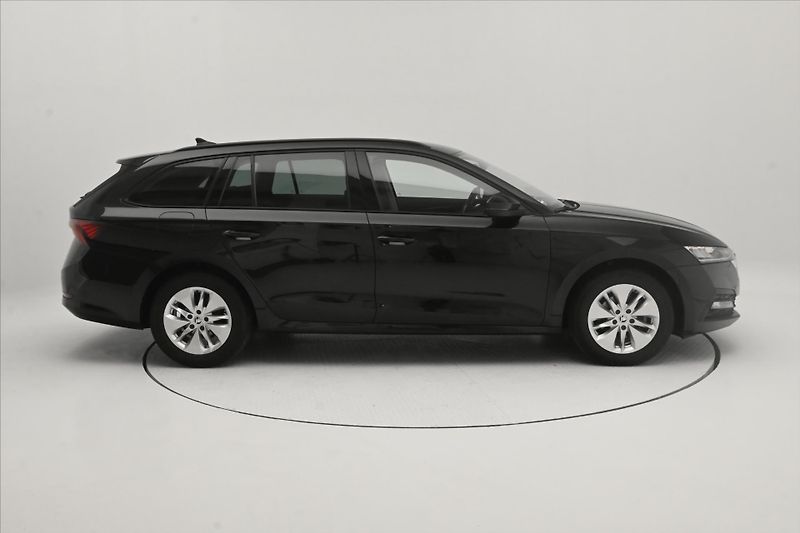 Škoda Octavia 2,0 TDI 110KW DSG Ambition Zár - fotka 4 z 32